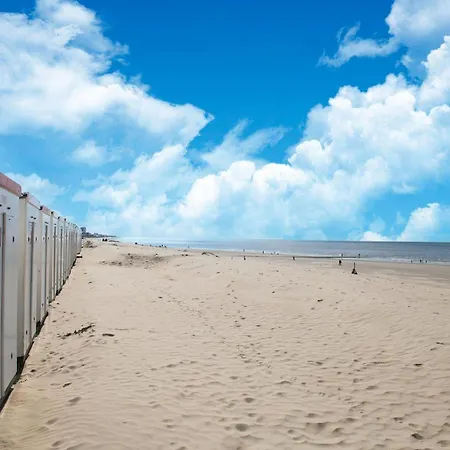 Near Marina * Nieuwpoort